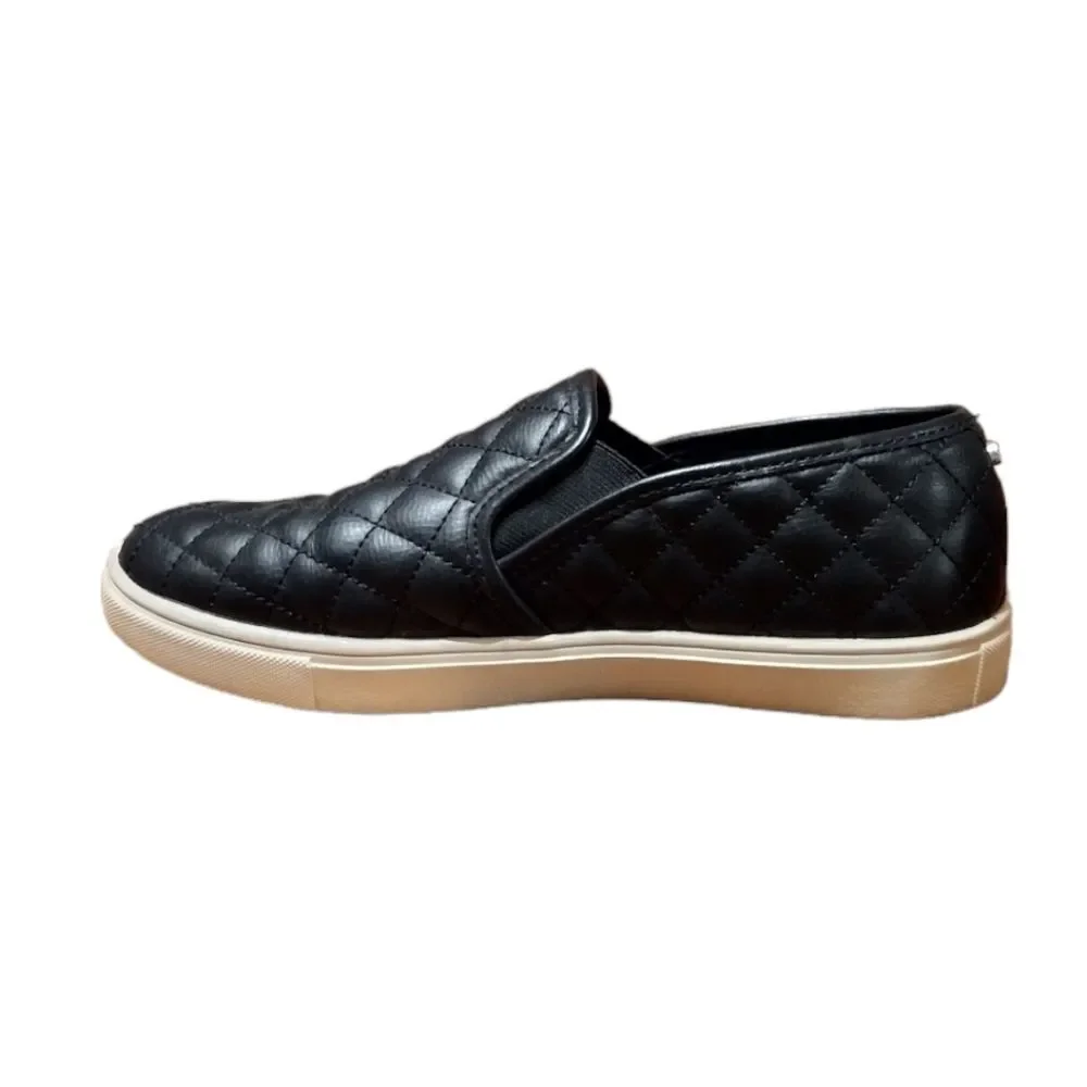 Pre-Owned Used Great Condition Steve Madden ECENTRCQ BLACK Slip Ons Size 8M!